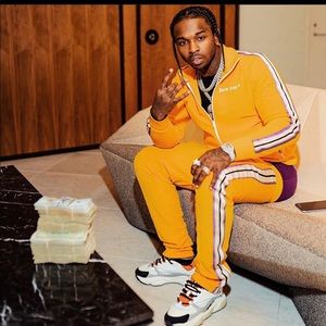 Meet your Posher, Johnny